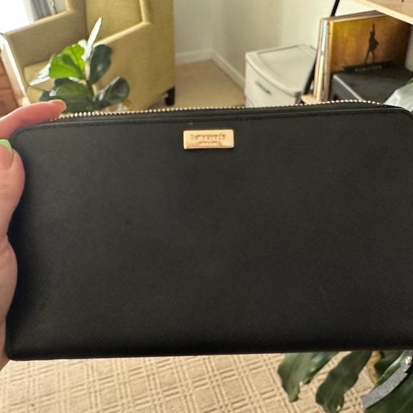 kate spade Handbags - Kate Spade Wallet